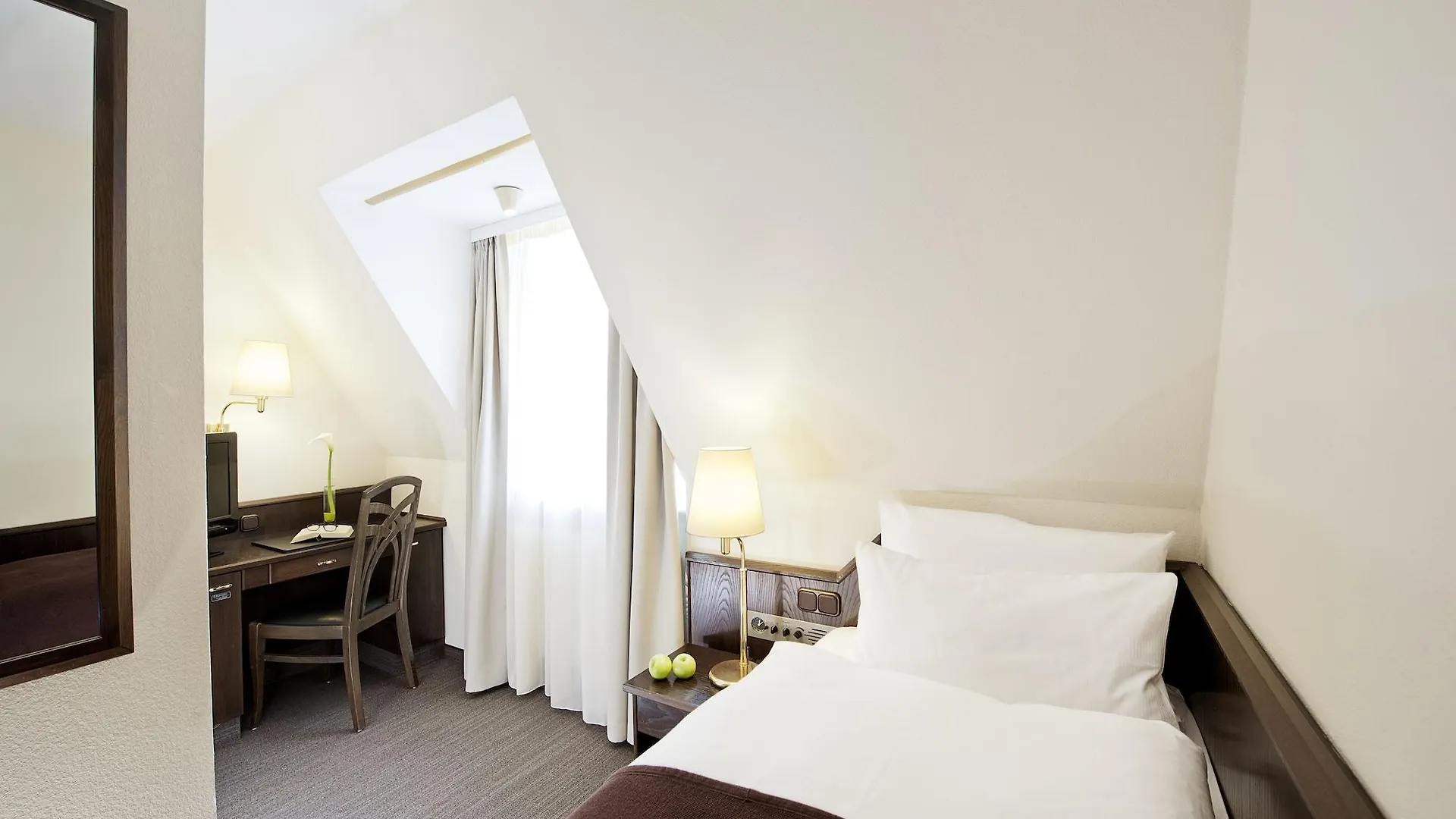 ****  Hotel Kloesterle Noerdlingen - In Kuerze Elaya Hotel Kloesterle Noerdlingen Germany