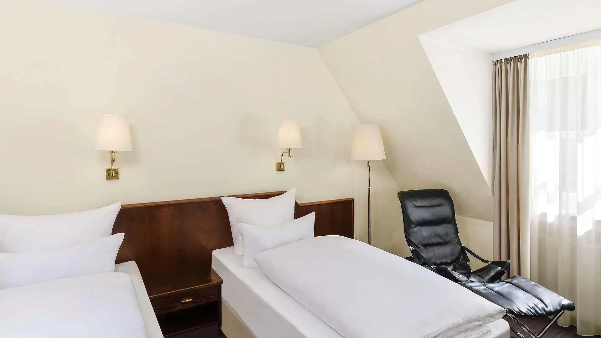 Hotel Kloesterle Noerdlingen - In Kuerze Elaya Hotel Kloesterle Noerdlingen