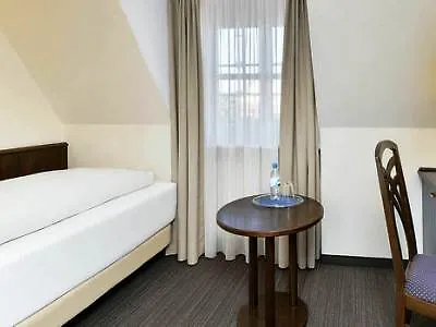 Hotel Kloesterle Noerdlingen - In Kuerze Elaya Hotel Kloesterle Noerdlingen Germany